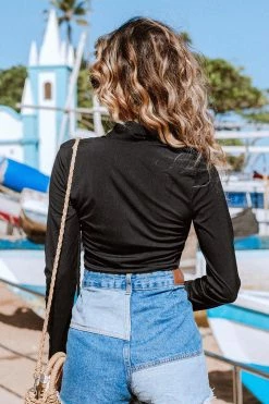 CUPSHE Clothing Rebekah Black V-neck Long Sleeve Bodysuit