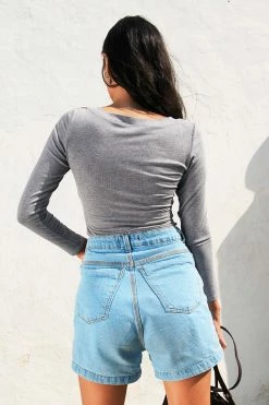 CUPSHE Tenley Button Front Scoop Neck Bodysuit